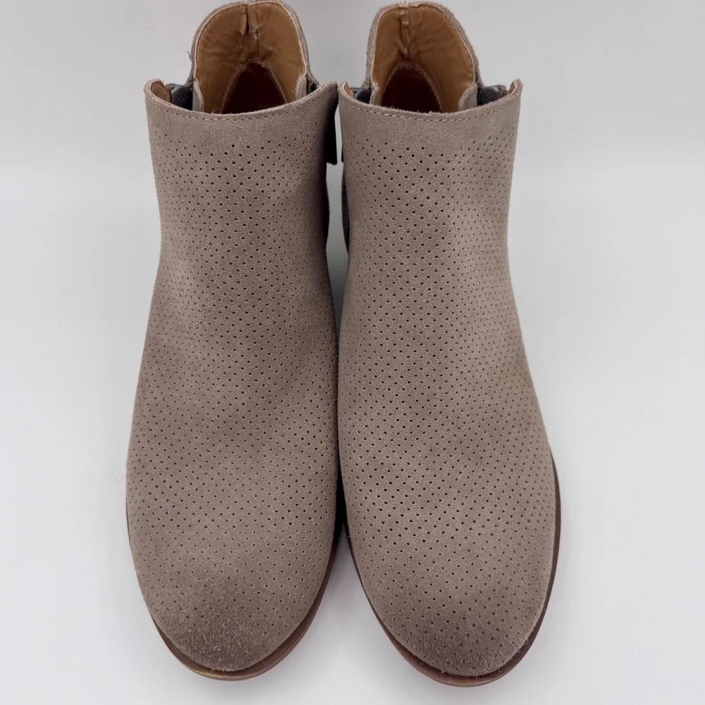 Lucky Brand Basel Perforated Taupe‎ Suede Ankle Booties Womens 9M Boho Western